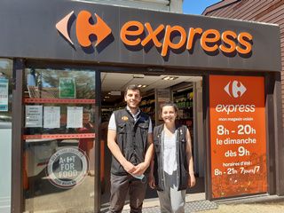 Hélène et Romain, franchisés Carrefour Express au Cap Ferret