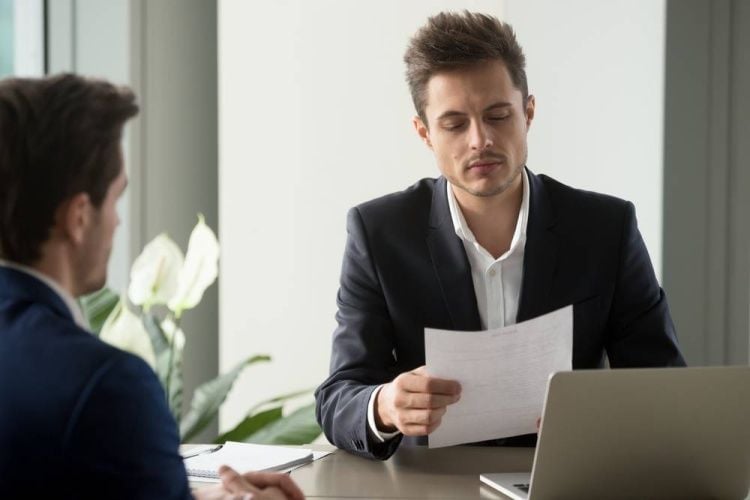 À quoi faut-il être vigilant au moment de reprendre une entreprise ?-1