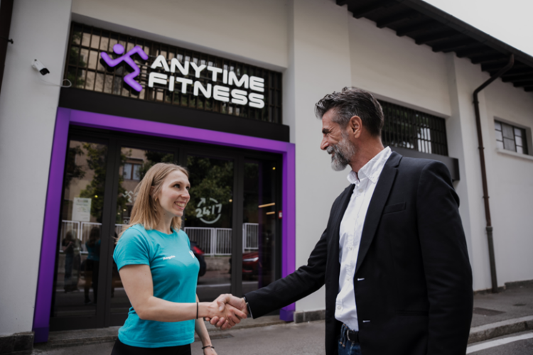 Anytime Fitness - Matt Burgess : Anytime Fitness débarque en France : ambitions, stratégie et atouts d'une franchise mondiale