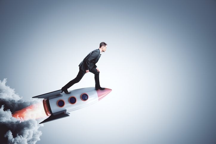Réussir le lancement de son entreprise : stratégies et témoignages d'experts