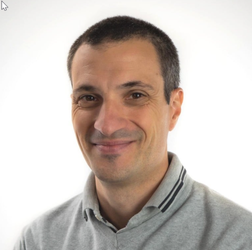 Cyril BORRAS - Stores de France : « Se lancer avec un réseau, c’est gagner du temps et de la confiance »