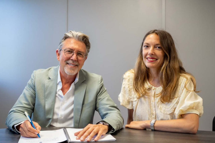 De commerciale à cheffe d'entreprise : Laura Imberton réussit sa reconversion professionnelle avec la franchise RNPC à Lyon