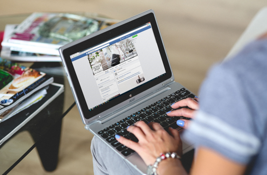 Réseaux sociaux et franchise : un levier devenu incontournable, mais à double tranchant