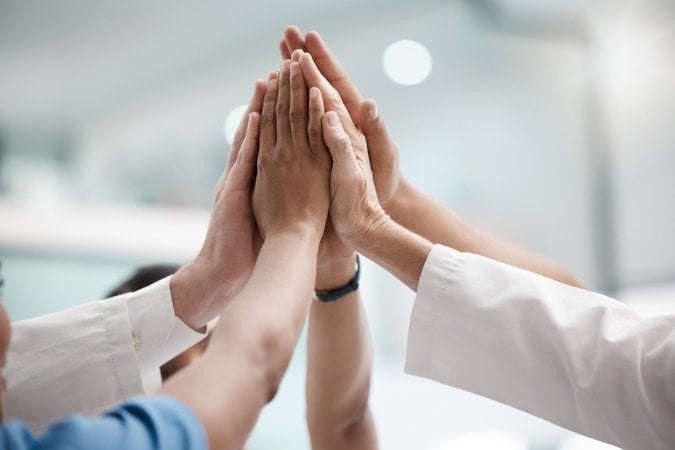 Le rôle du franchiseur avant, pendant et après l'ouverture : un accompagnement pensé pour votre réussite