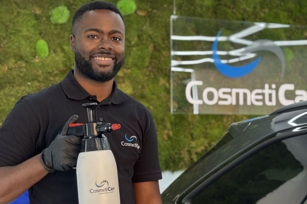 CosmétiCar présente Wilson Mendes Da Silva, son nouveau franchisé de Chelles