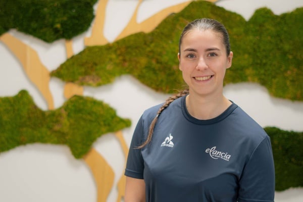 Elancia : coup de projecteur sur Clémence, chargée du développement en franchise et business