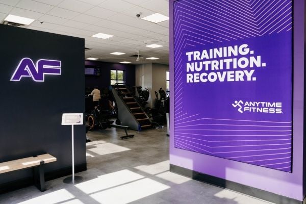 Anytime Fitness débarque dans la région parisienne en ouvrant à Colombes