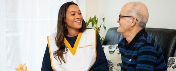 Senior Compagnie, un réseau de franchise porté par l’engagement de ses intervenants