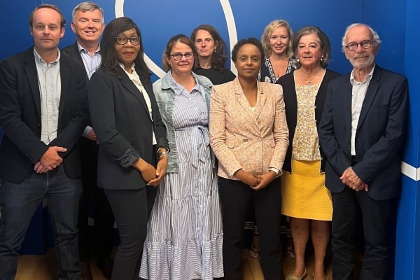 Petits-fils : une franchise engagée au service de l’humain