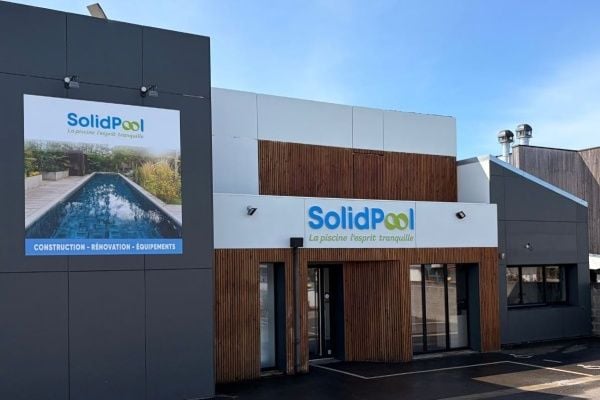 SolidPool étend son réseau avec deux nouveaux franchisés à La Rochelle et Houdan