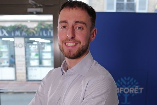 Thomas Coupez revient sur une reconversion réussie dans l’immobilier grâce à la franchise Laforêt