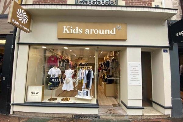 Kids Around présente les avantages d'être le premier à ouvrir un magasin dans sa ville