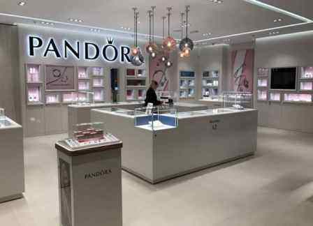 Pandora implante une seconde boutique à Bordeaux