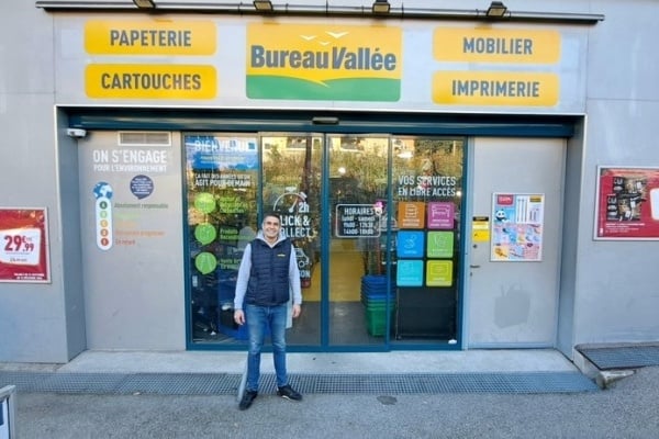 La franchise Bureau Vallée annonce la reprise de son magasin de Menton