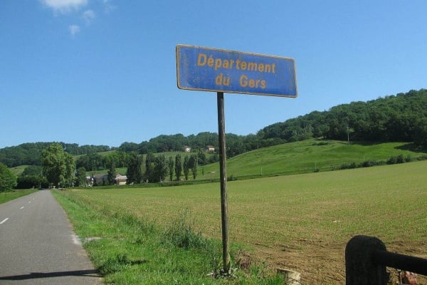 Entreprendre dans l’aide à domicile : une opportunité de franchise Petits-fils dans le Gers