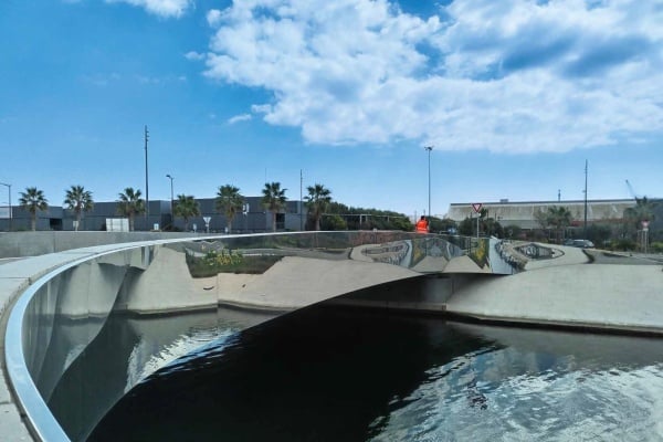 ASR Nettoyage valorise son savoir-faire avec la remise en état du Pont des Arts de Sète