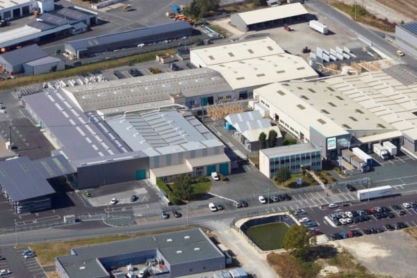 Isofrance Fenêtres & Énergies structure sa production pour sécuriser la performance de son réseau