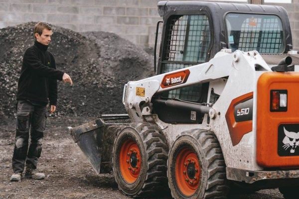 Pérénia accompagne ses franchisés avec une centrale d’achat et de location performante