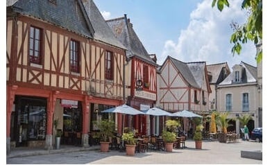 Arthurimmo.com poursuit son développement avec une nouvelle agence à La Guerche-de-Bretagne