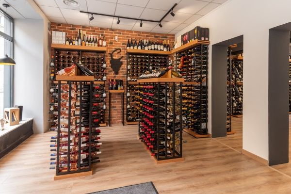 Créer son entreprise en 2026 : les atouts de la franchise Cavavin