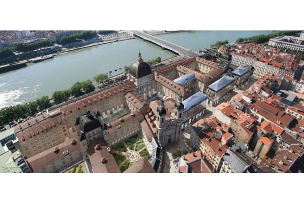 L'enseigne Citadium marque sa présence à Lyon et s’installe au Grand Hôtel-Dieu