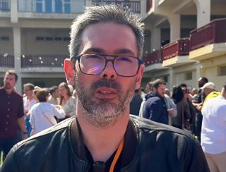 Interview Cyril BASLE, franchisé AXEO Services à Maule - 