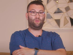 DISTRI CLUB MEDICAL 42 FEURS - Interview de Julien - 