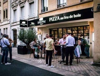 Jordan Tomas Pizza