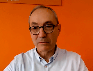 L'HISTOIRE VRAIE D'OLIVIER SALLES : FRANCHISÉ SENIOR COMPAGNIE -