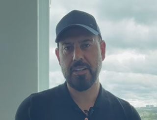 Demir Gukmann - Look Enseigne - 