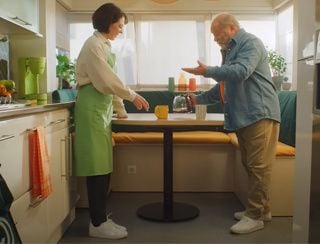 SPOT TV APEF : Besoin d'aide à domicile ? ET PAF, APEF ! - 